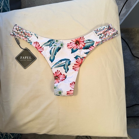 Zaful Other - New Zaful bikini bottom with braided side straps. Hibiscus pattern. Size 8